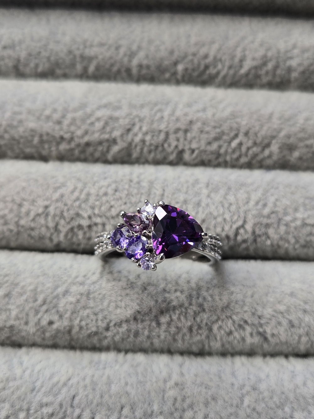 Size 7 Amethyst Silver Plated Bomb Party Ring
